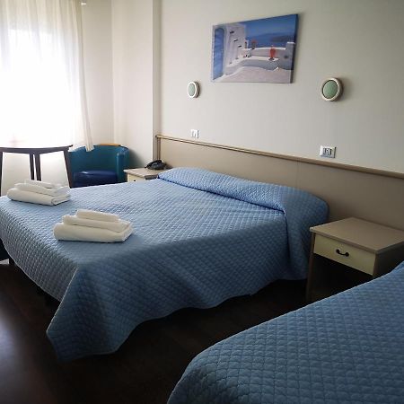 Hotel Marina Челле-Лігуре Номер фото